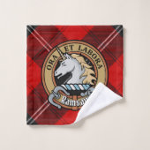 Clan Ramsay Crest sur Red Tartan (Gant de toilette)