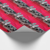 Clarinet on Red Cadeaupapier (Hoek)