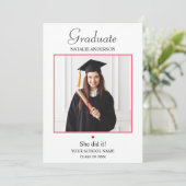 Class of 2026 Modern Photo Graduation Invitation (Debout devant)