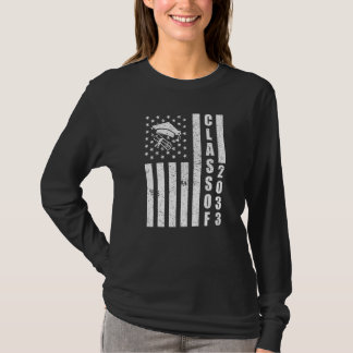 Class Of 2033 Distressed American Flag Graduation T-shirt