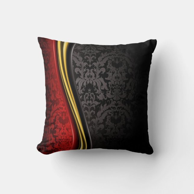 CLASSÉ BAROQUE NOIR ROUGE ET OR COUSSIN (Recto)