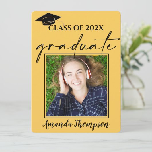 Classe De 2023 Faire-part Diplômé En Photo Jaune (Debout devant)
