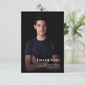 Classe de Merci de diplôme de garçon 2024 Photo (Debout devant)