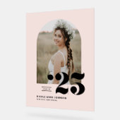 Classe rose pâle de 2025 Arch (Angle)