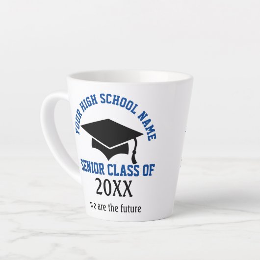 Classe supérieure 20XX Latte Mug (Angle gauche)
