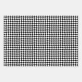 Classic Black and White Evergreen Holiday Pattern Inpakpapier Vel (Voorkant 2)