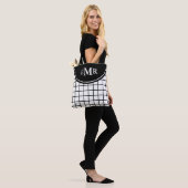 Classic Black en White Lattice Stripe Monogram Draagtas (Op model)
