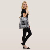 Classic Black White Houndstooth | Modern monogram Draagtas (Op model)