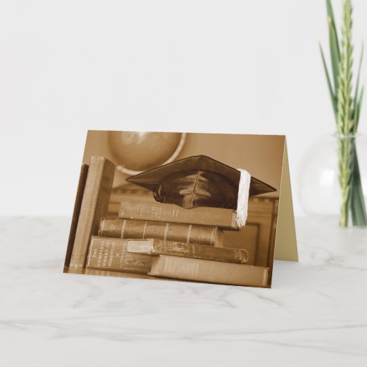 Classic Books Graduation Party Invitation Card (Devant)