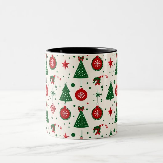 Classic Christmas Tree & Ornament Pattern Mug (Centre)