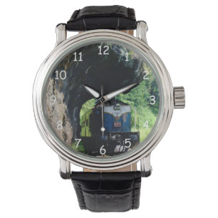 Classic Diesel Train Engine Horloge