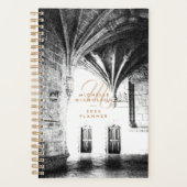Classic Elegant Gothic Arch Stylish Monogram Planner (Voorkant)