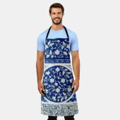 Classic Floral Ornament Print Schort (Gedragen)