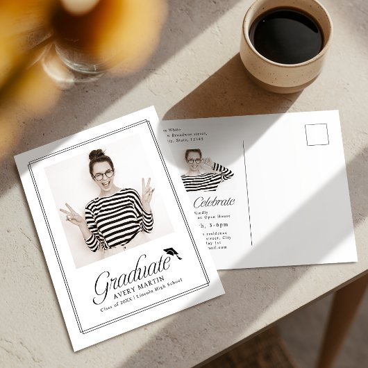 Classic Framed Elegant Script Photo Graduation Briefkaart