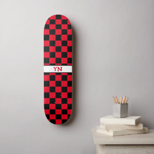 Classic Geruite Zwart en Rood Naam Initialen Skateboard