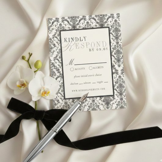 Classic Ivory Damask Rococo Pattern Wedding RSVP Kaartje