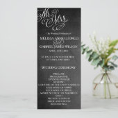 Classic Mr & Mrs Wedding Programme Chalkboard (Debout devant)