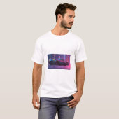 Classic Neon Noir Car in a Futuristic Night T-shirt (Voorkant volledig)