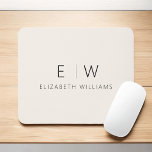 Classic Neutre Moderne Minimaliste Nom Monogramme<br><div class="desc">Améliorez votre espace de travail avec notre Souris Monogram Moderne et Élégante. Ce tapis de souris sophistiqué allie élégance intemporelle et minimalisme contemporain, ajoutant une touche de raffinement à votre bureau. Conçu avec une attention minutieuse aux détails, ce tapis de souris est plus qu'un simple accessoire fonctionnel, c'est une déclaration...</div>