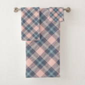 Classic Pink Grey Blue Pset Gingham Pattern Bad Handdoek (Insitu)