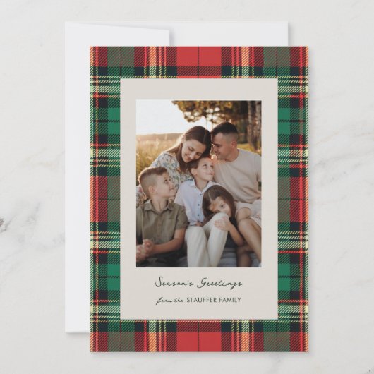 Classic Plaid Holiday Card with Back Photo Grid Feestdagenkaart (Voorkant)