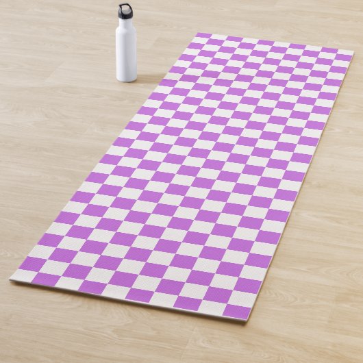 Classic visual magenta checkerboard  yogamat (In situ)