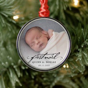 Classic  Zwart Script Baby Eerste Noel Foto Metalen Ornament