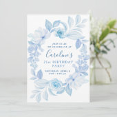 Classique Chic Blue Flower Invitation d'anniversai (Debout devant)