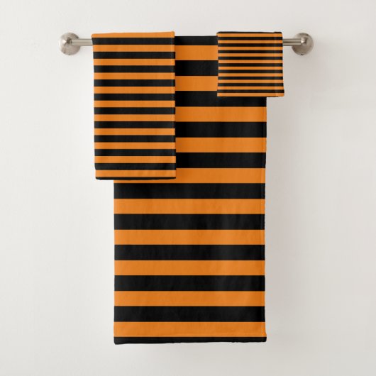 Classique moderne orange et noir rayé (En situation)