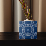 Classique Vintage Élégant Cobalt Bleu Et Blanc<br><div class="desc">Décor classique et élégant en tuiles décoratives avec des ornements blancs sur un arrière - plan bleu cobalt.</div>