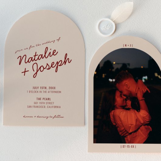 Classy Deep Red Whimsical Photo Arched Wedding Kaart