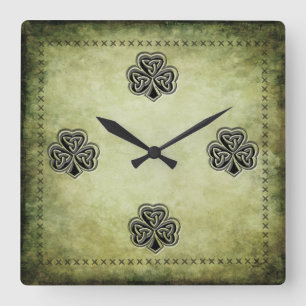 Classy grundge Irish met geluk shamrock Vierkante Klok