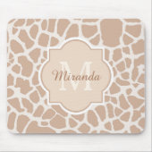 Classy Light Brown Giraffe Print Monogram en naam Muismat (Voorkant)