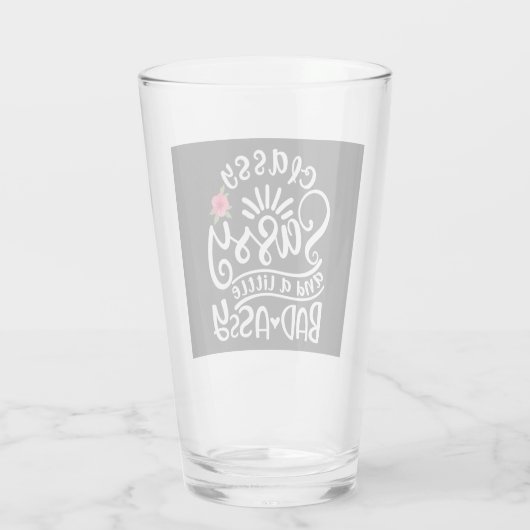 Classy Sassy en een beetje slechte Assy Sassy Frie Glas (Achterkant)