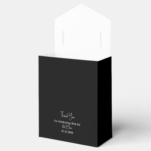 Classy Simple Black and White Wedding Bedankdoosjes (Geopend)