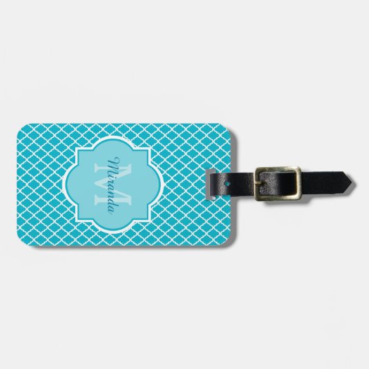 Classy Turquoise Blue Quatrefoil Monogram en naam Bagagelabel (Voorkant horizontaal)