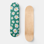 Classy White Daisy Flowers Botanisch Groen design Skateboard (Voorkant)