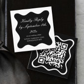 Classy zwart-wit bruiloft RSVP QR-code Informatiekaartje