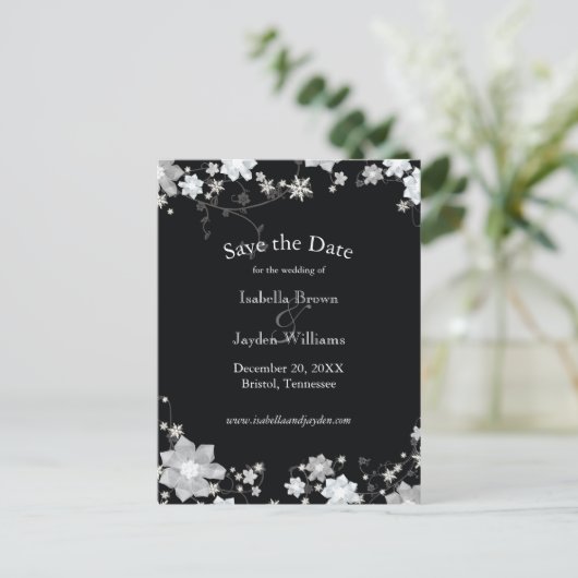 Classy Zwart + Wit Winter Bruiloft Save the Date Aankondigingskaart (Staand voorkant)
