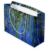 Claude Monet - Water Lilies met sluipende wilg Groot Cadeauzakje (Achterkant Gekanteld)