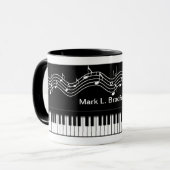 Clavier de piano et tasse de notes (Devant gauche)