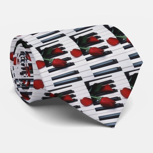 Clavier et Cravate Rose (Roulé)