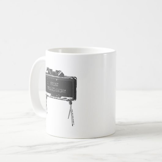 Claymore Mug (Devant gauche)