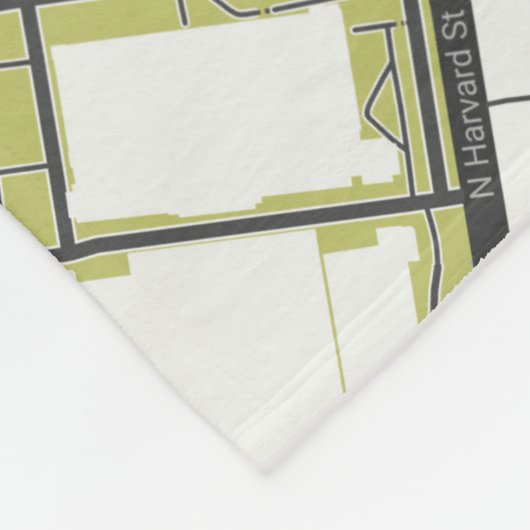 CLEAN HARVARD UNIVERSITY MASSACHUSETTS OUTLINE MAP FLEECE DEKEN (Hoek)