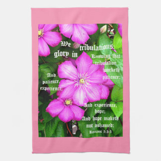 Clematis met Romeinen 5:3-5 Theedoek