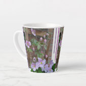 Clematis rose Fleurs Latte Mug (Angle gauche)