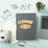 Clemson Vintage Varsity Style Typography Sticker (Couverture iPad)