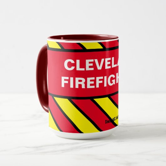 CLEVELAND FIREFIGHER MUG (Devant gauche)