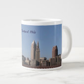 Cleveland, OH Blue Skyline Jumbo Specialty Mug (Devant droit)