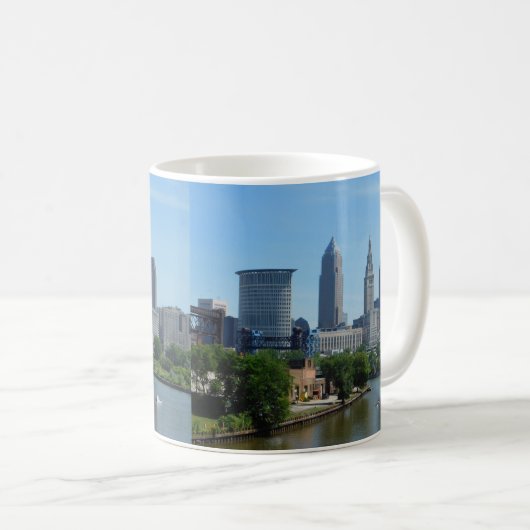 Cléveland Ohio River Skyline Mug (Devant droit)
